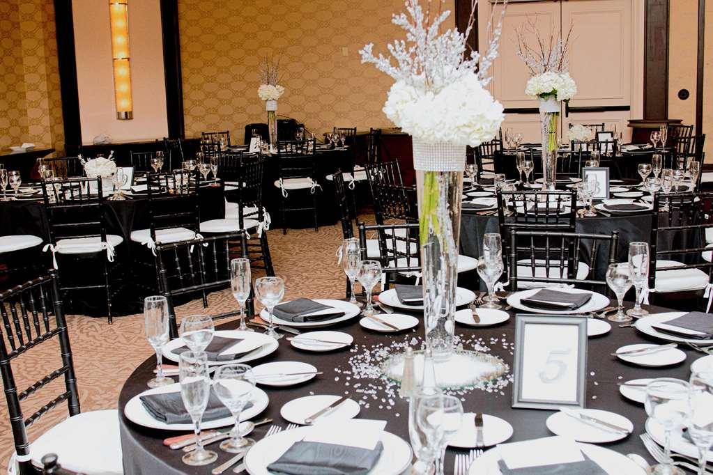 Doubletree By Hilton Hotel Boston - Bedford Glen Удобства фото