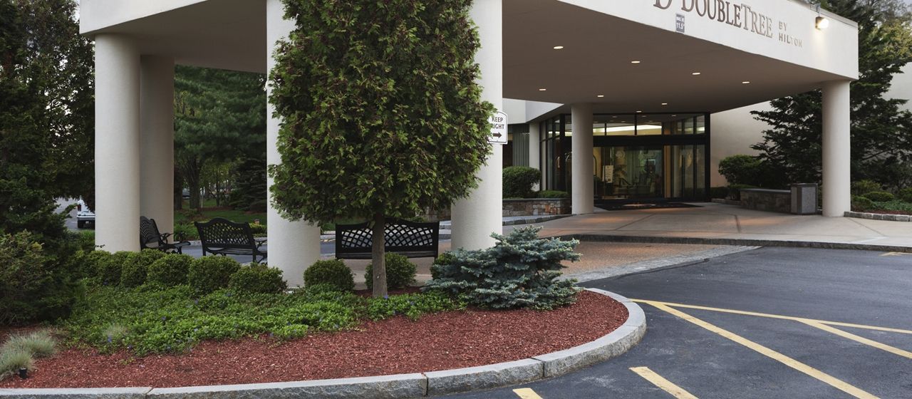 Doubletree By Hilton Hotel Boston - Bedford Glen Экстерьер фото