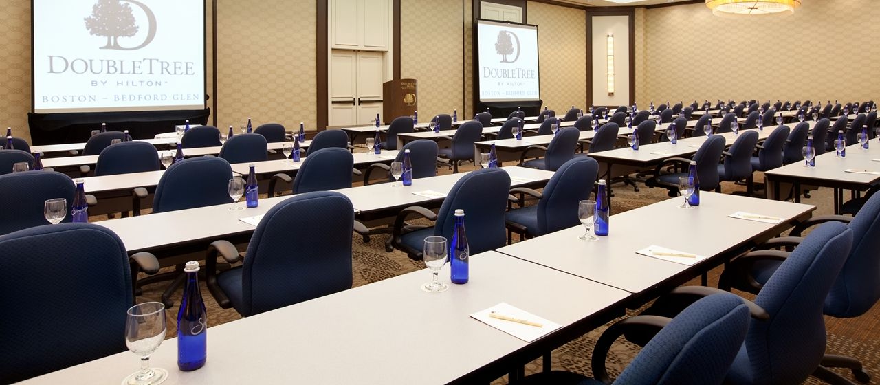 Doubletree By Hilton Hotel Boston - Bedford Glen Экстерьер фото