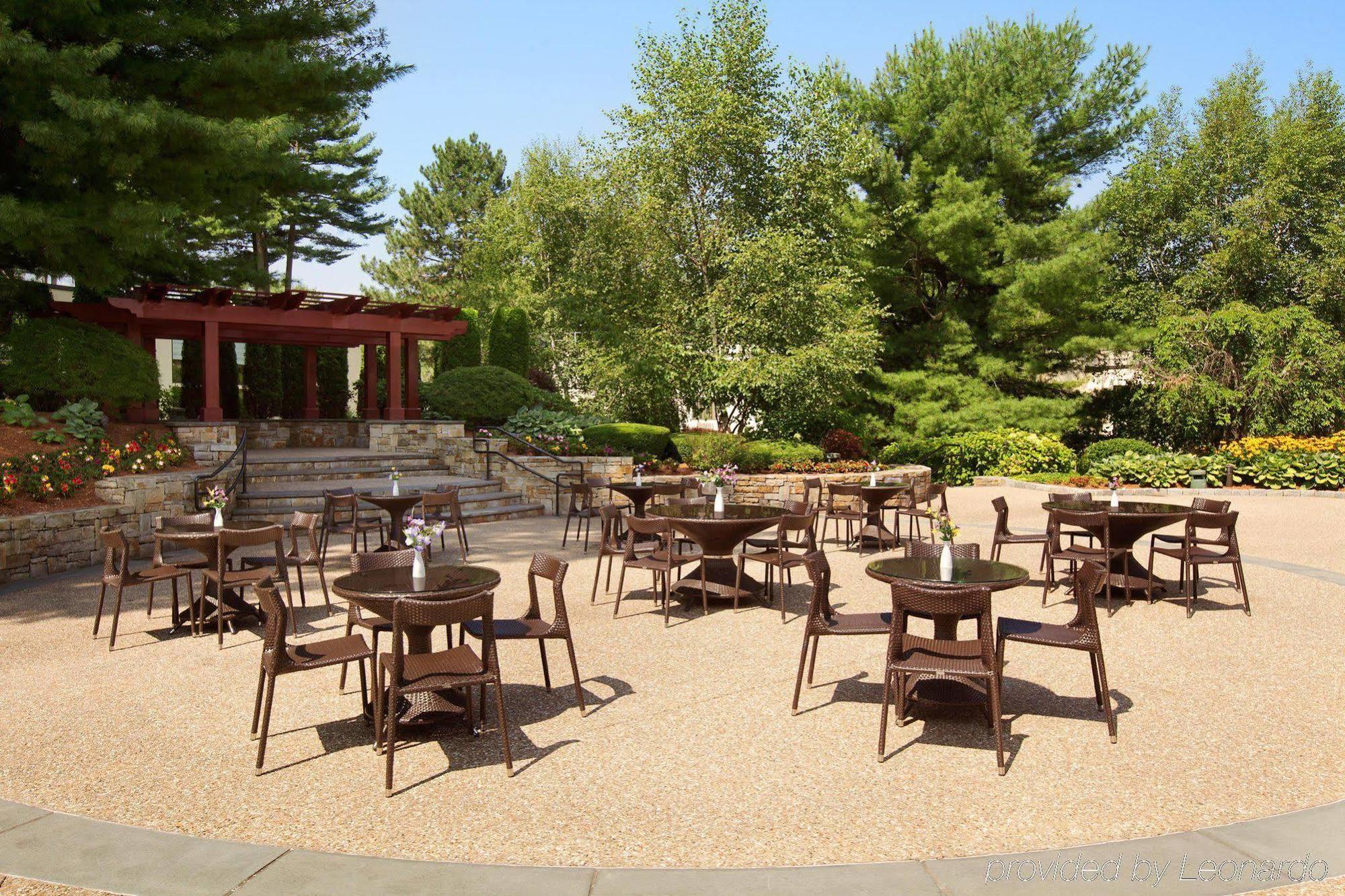 Doubletree By Hilton Hotel Boston - Bedford Glen Экстерьер фото
